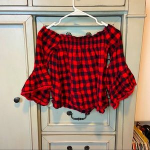 Black & Red off the shoulder Altar’d State